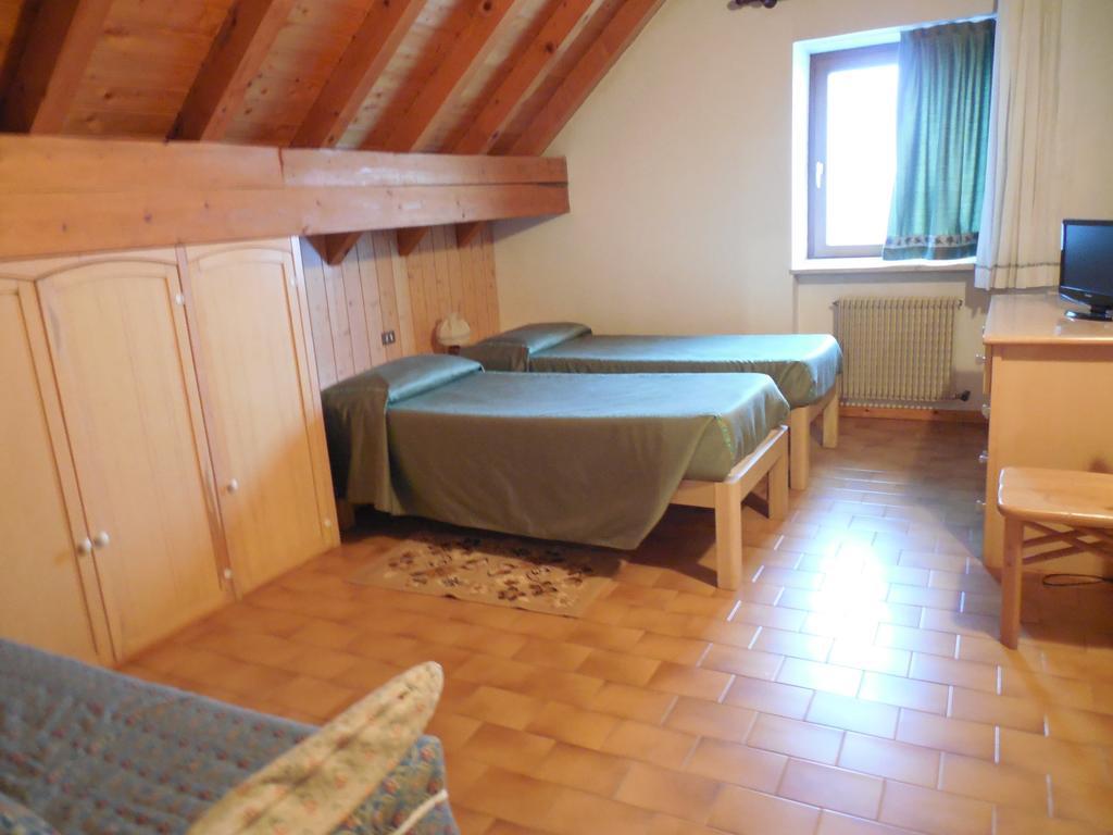 Rifugio Verenetta Casere Verena Eksteriør billede